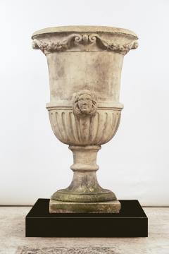 Very large Medici garden vase in reconstitued stone France circa 1950 - 3391954