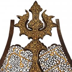 Very large Persian pierced steel Islamic standard damascened with gold - 3371857