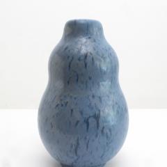 Vicke Lindstrand VICKE LINDSTRAND BLUE GLAZED VASE FOR UPSALA EKEBY - 718241