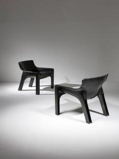 Vico Magistretti Pair of Vicario Chairs and Arcadia Table by Vico Magistretti for Artemide - 4726000