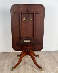 Victorian Breakfast Table Mahogany with Satinwood England circa 1840 - 2488027