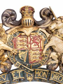 Victorian Carved Polychrome Coat Of Arms Of The United Kingdom - 4465394