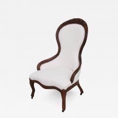 Victorian Style Spoon Back Parlor Lounge Chair - 2962908