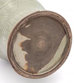 Vietnamese Celadon Vase 18th or 19th century - 2993692