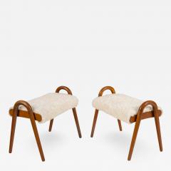 Vilhelm Lauritzen Vilhelm Lauritzen Teak and Lambs Wool Stool for Fritz Hansen Denmark 1950s - 877908