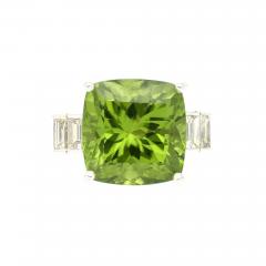 Vintage 14 11 Carat Peridot and Baguette Cut Diamond in 18K White Gold Ring - 3610499