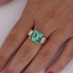 Vintage 5 06 Carat Emerald and Baguette Diamond in 18K Gold Ring - 3991497