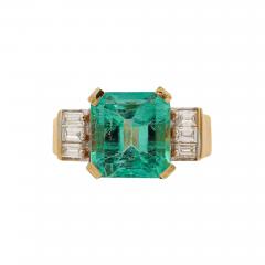 Vintage 5 06 Carat Emerald and Baguette Diamond in 18K Gold Ring - 3993437