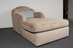 Vintage Art Deco Style Chaise Lounge in Taupe Chenille with Ebonized Plinth Feet - 4794148