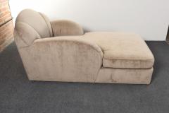 Vintage Art Deco Style Chaise Lounge in Taupe Chenille with Ebonized Plinth Feet - 4794150