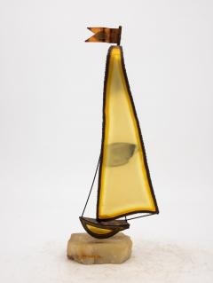 Vintage Brutalist Style Brass Sailboat on Onyx Base Signed by Demott 20th C - 3245309