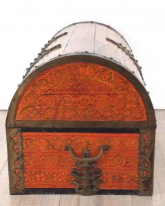 Vintage Domed Trunk in 19th Century Style Northern India - 4145869