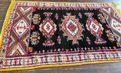 Vintage Handmade Moroccan Rug circa 1960s - 3969724