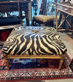 Vintage Louis XVI Ottoman in Clarence House Zebra Linen - 4269638