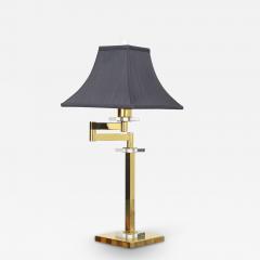 Vintage Lucite Mid Century Modern Table Lamp - 2973076