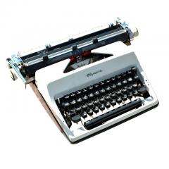 Vintage Olympia De Luxe Portable Typewriter with Carrying Case - 2576159