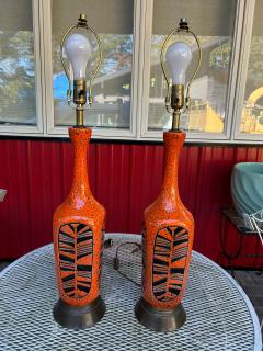 Vintage Pair of Orange Textured Ceramic Table Lamps Mid Century Modern - 4429153