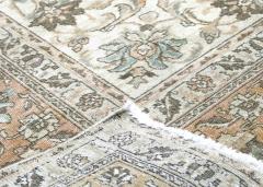Vintage Persian Tabriz Rug 99 x 129  - 4050931