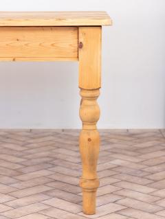 Vintage Pine Farmhouse Table USA 1960s - 4279424
