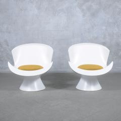 Vintage Post Modern Lounge Chairs in White Lacquer Finish Expertly Restored - 3355180