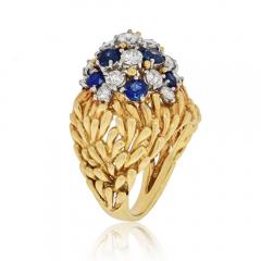 Vintage Round Cut White Diamond and Blue Sapphire Cluster Ring - 3625113