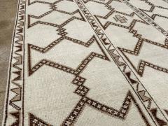 Vintage Turkish Anatolian Room Size Carpet - 4617358