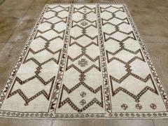Vintage Turkish Anatolian Room Size Carpet - 4617360