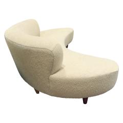 Vladimir Kagan Cloud Sofa with Walnut Legs in the Style of Vladimir Kagan 1960s - 785729