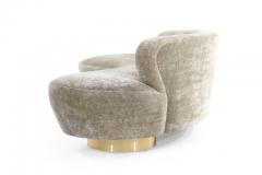 Vladimir Kagan Curved Sofa on Brass Bases by Vladimir Kagan - 563236