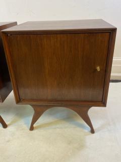 Vladimir Kagan EXCEPTIONAL MID CENTURY NIGHTSTANDS IN THE MANNER OF VLADIMIR KAGAN - 1801139