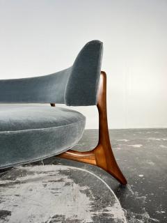 Vladimir Kagan Floating Seat and Back Sofa in Mohair by Vladimir Kagan - 3626822