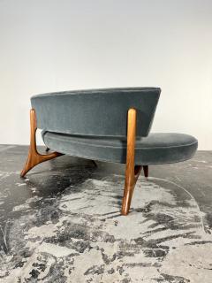 Vladimir Kagan Floating Seat and Back Sofa in Mohair by Vladimir Kagan - 3626826