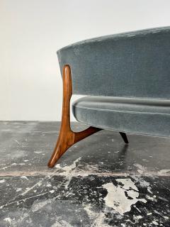 Vladimir Kagan Floating Seat and Back Sofa in Mohair by Vladimir Kagan - 3626843