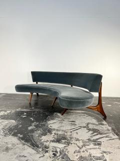 Vladimir Kagan Floating Seat and Back Sofa in Mohair by Vladimir Kagan - 3626850