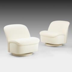 Vladimir Kagan Pair of Ivory Velvet Swivel Lounge Chairs - 1808747