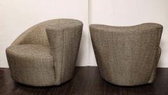 Vladimir Kagan Pair of Vintage Vladimir Kagan Style Swivel Chairs in Black and White Tweed - 2416338