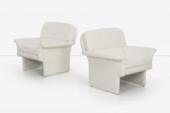 Vladimir Kagan Pair of Vladimir Attributed Lounge Chairs and Ottomans - 2434394