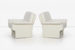 Vladimir Kagan Pair of Vladimir Attributed Lounge Chairs and Ottomans - 2434396