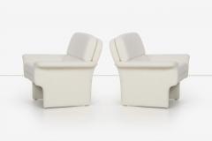 Vladimir Kagan Pair of Vladimir Attributed Lounge Chairs and Ottomans - 2434396