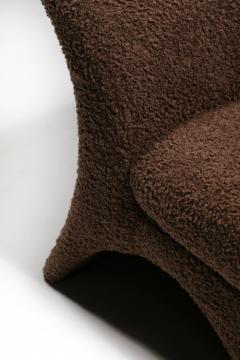 Vladimir Kagan Pair of Vladimir Kagan Hurricane Lounge Chairs in New Chocolate Brown Boucl  - 4621227