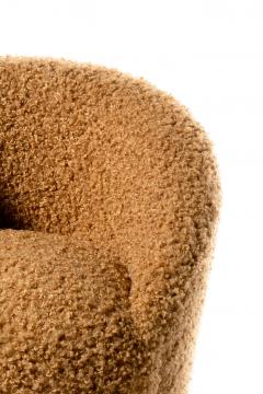 Vladimir Kagan Pair of Vladimir Kagan Nautilus Swivel Lounge Chairs and Ottoman in Curly Camel - 4480719