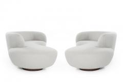 Vladimir Kagan Set of Opposing Sofas by Vladimir Kagan for Directional in Boucl  - 1835839