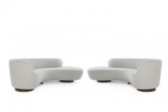 Vladimir Kagan Set of Opposing Sofas by Vladimir Kagan for Directional in Boucl  - 1835841