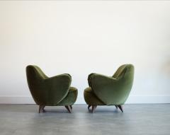Vladimir Kagan Vladimir Kagan Barrel Lounge Chairs in Olive Green Velvet and Walnut Legs - 4399112