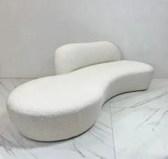 Vladimir Kagan Vladimir Kagan Curved Zoe Sofa in White Boucle for American Leather Signed - 3176313