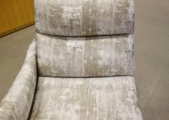 Vladimir Kagan Vladimir Kagan Erica Chaise Lounge on Lucite Base In Greige Fabric - 768868