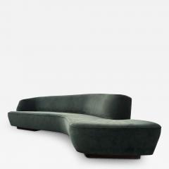 Vladimir Kagan Vladimir Kagan Korduda Sofa for Holly Hunt in Emerald Green Velvet 2022 - 3671363