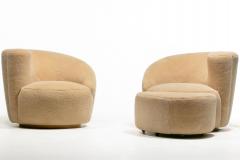 Vladimir Kagan Vladimir Kagan Nautilus Swivel Chairs Ottoman in Butterscotch Shearling - 4333660