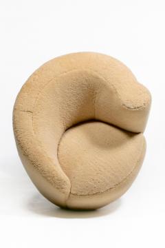 Vladimir Kagan Vladimir Kagan Nautilus Swivel Lounge Chair Ottoman in Butterscotch Shearling - 4333629