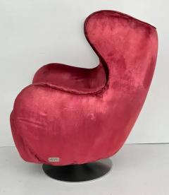 Vladimir Kagan Vladimir Kagan New York Collection Swivel Chair with Original Upholstery - 3613696